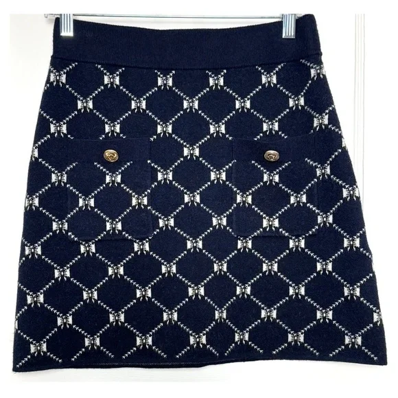 MAJE Navy Bow Design Jacquard Knit Gold Logo Button Patch Pocket Mini Skirt 6 - Picture 7 of 14